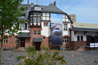 Location Autopräsentation nähe Frankfurt in Bad Homburg