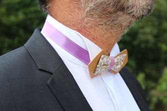 Marié chic, marié classe, mariage mauve, accessoire marié mauve