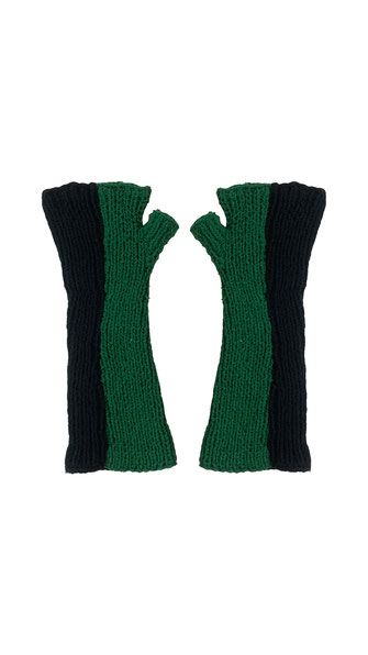 DIVA HAND KNITTED GLOVES - 420,00 € - SOLD OUT