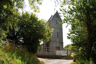 La-Chapelle-Cécelin : Église Saint-Cyr et Sainte-Jullite