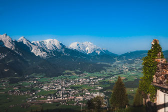 Blick auf Saalfelden am Steinernen Meer und Hochkönig in Österreich