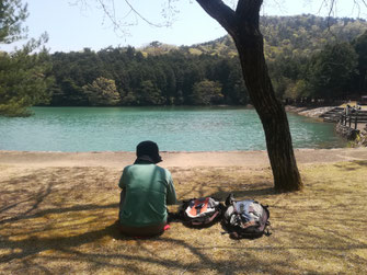 大成池の畔で