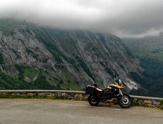 Spanien mit dem Motorrad, Pyrenäen, BMWF 800GS