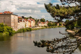 altstadt-bruecke-mit-blick-auf-die-neisse-nach-zgorzelec-goerlitz