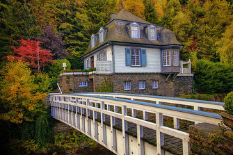 Weiße Villa-Ferienhaus in Monschau © Jutta M. Jenning ♦ www.mjpics.de