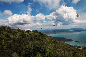 Gondeln der Seilbahn auf Langkawi Island