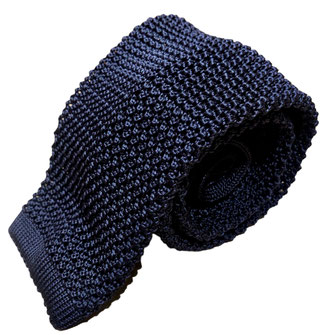 Gestrickte Krawatte GRANA RISO    € 175