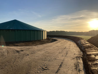Dein Hofprojekt Team Thamm - Gärrestlager Lagerung von Gärresten Wall Umwallung Zeltdach Abdeckung
