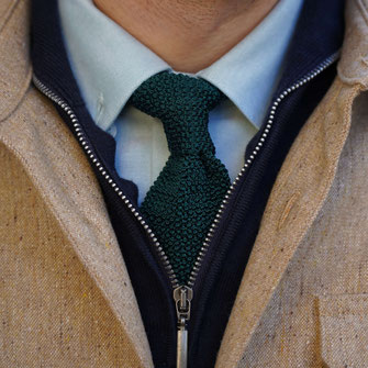 Cravate tricot en soie de chez The Nines