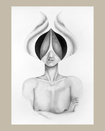 Realistic graphite drawing: woman, portrait, Amazone, Hörner, Helm, horns, nude art, breast, nipples, Busen, Brust, Aktbild, Lips, Lippen, 