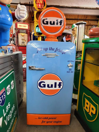 Gulf und Mustang Kühlschrank