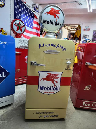 Mobiloil Kühlschrank und Mobilgas Globe