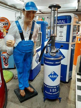 2 Takt Tanksäule Nostalgie im Retrollok