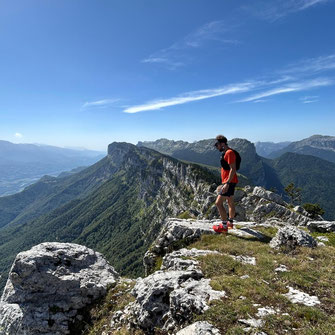 Hardloopcoach. Personal running coach. Online hardloopbegeleiding hardloop coaching, marathonpakket, trailrun reizen, trailrunning. 