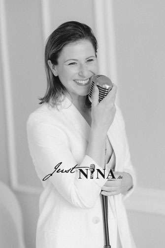 Just Nina, passonierte Sängerin mit dem gewissen Etwas
