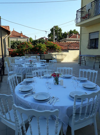 location chaises et tables Marseille 13014 , 13015, vitrolles, cabriès