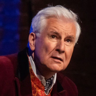 Enrico de Paruta in seiner Inszenierung des Weihnachtsfestspiels 2024
