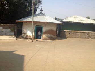 Visite de l'église Saint Maryam d'Entoto d'Addis Abeba en Ethiopie. 