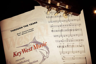 Notenblatt von Key West Music Musikverlag mit Gitarrengriff