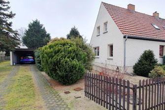 14712 Rathenow, Einfamilienhaus Doppelhaushälfte in ruhiger Lage mit Garagen und Erweiterungspotenzial