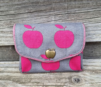 porte-monnaie accordéon pour femme en tissu gris avec des pommes, cadeau unique, pratique fabriqué artisanalement en France