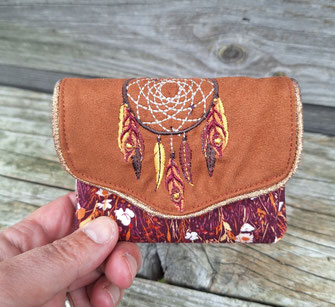 petit porte-monnaie accordéon femme en tissu d'ameublement fauve et tissu bordeaux avec des fleurs sauvages, broderie attrape-rêves - porte-monnaie ethnique et bohème femme - cadeau artisanal unique