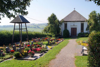 Bild: Wünschendorf Erzgebirge Friedhof 2012