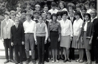 Bild: Wünschendorf Erzgebirge Schule Lehrer Göckeritz