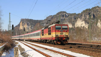 CD 371 015 at 16.03.2013 in Rathen hauling EC 173 "VINDOBONA" Hamburg – Prague - Vienna