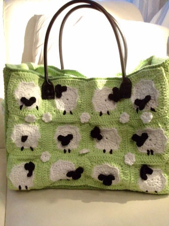Meine Lieblings-Schäfchen-Granny-Squares-Handarbeitstasche