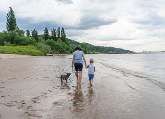 Fotoshootings in Hamburg - Mama und Sohn am Strand