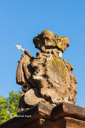 anholt castle coat of arms