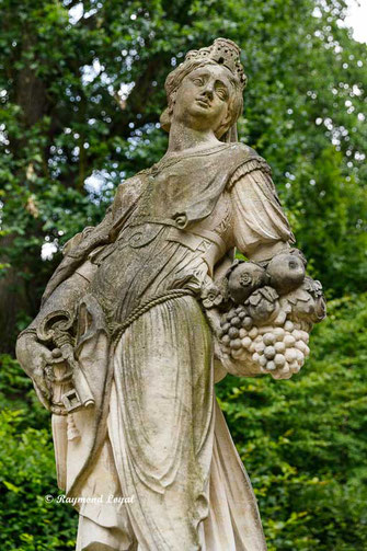 sculpture baroque garden at gross-sedlitz saxony