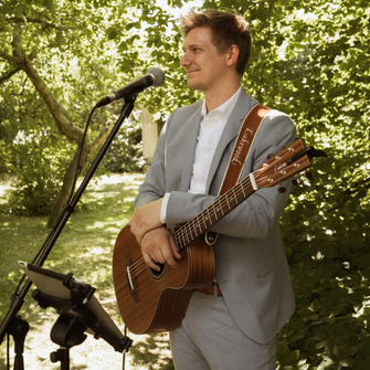 Hochzeit Fronhausen Trauung Livemusik Hochzeitssänger Gitarre Gesang Hochzeiten DJ 