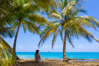 Praia de Cluny, entre Sainte Rose e Deshaies© Aurélien Brusini, 2021, Comité du Tourisme des Îles de la Guadeloupe CTIG  