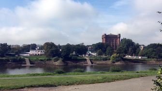 Ehemaliger Wasserturm an der Weser