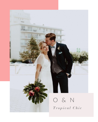 Le marié fait un bisou sur le front de la mariée, coordination jour J et décoration thème tropical chic d'un mariage à La Baule par My Daydream Wedding, wedding planner et décoratrice de mariage à Lille et dans le Nord