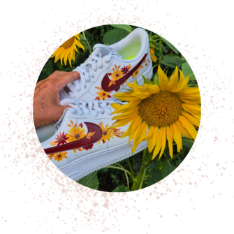 sneakers met zonnebloemen voor bruiloft