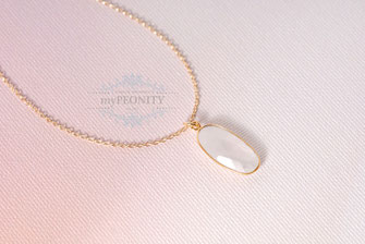 Ovaler Mondstein Edelstein Anhänger Kette