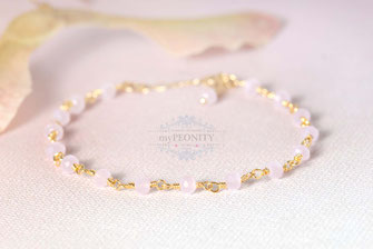 Armband aus Rosenquarz Steinchen Rosenkranzkette