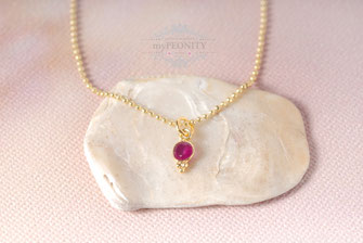 Royal Ruby Rubin vergoldetes Silber zarte  kurzeHalskette 