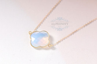 Opal Kleeblatt Kette vergoldet  