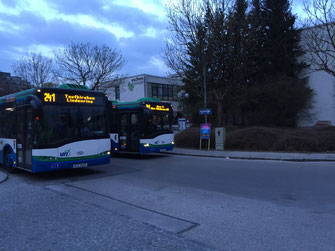 Neues Ziel: Künftig soll die Buslinie 241 am "Haselweg/VHS" enden.