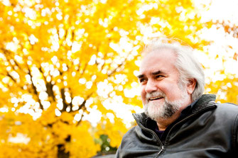 Erwin Riess, am 15. April in der Stadtbücherei & Mediathek. Foto: Alexander Golser.