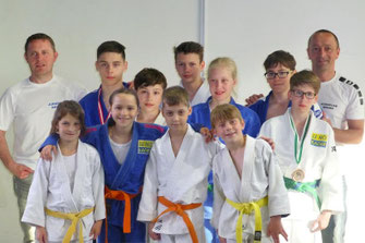 V.l.n.r. Dietmar Ponner, Carina Zeillinger, Andreas Dogariu, Franziska Schlögl, Moritz Schlögl, Fabian Dogariu, Robert Seitner, Nathalie Ponner, Mathias Combe, Julian Schlögl, Alexander Promber, Andreas Schlögl. Foto:zVg.