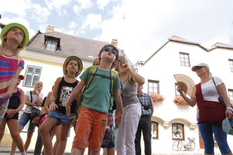 Die Kinder entdecken beim diesjährigen Ferienspiel das historische Krems. © Stadt Krems.