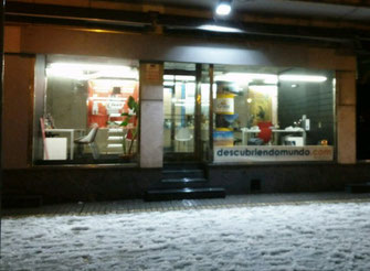 El nuevo local, anoche, casi a punto