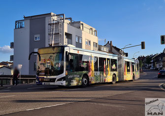 SB-SB 2138, Wagen 138, MAN Lion´s City 18 Hybrid, Haltestelle "Sternplatz" in Hühnerfeld, 22.06.2022