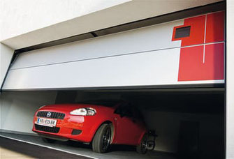 Moderne Garagensektionaltore - © Normstahl