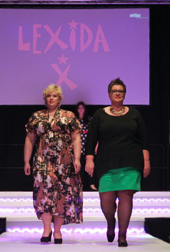 Susanne und Anja präsentieren Lexida X auf der Fashion & Dance 2015